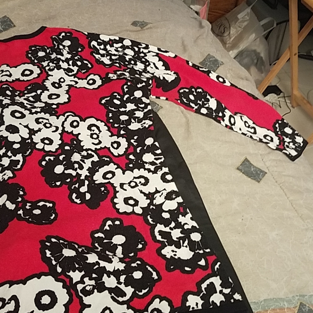 Sweater/ Tunic - image 5